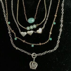 LOT of 5 dainty necklaces